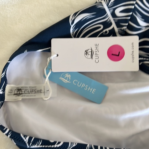 Leaf Print Bikini Bottom - Picture 6 of 6